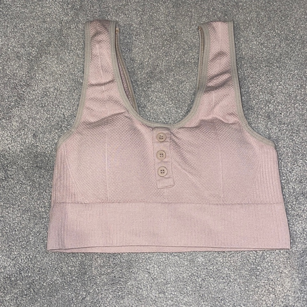 Gymshark sports bra!